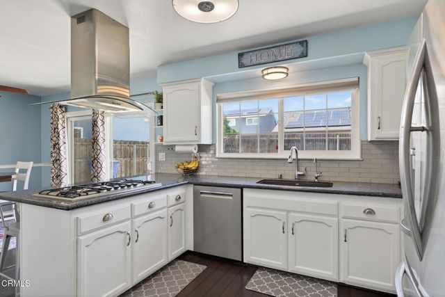 8441 Hollister Street, Ventura, CA 93004
