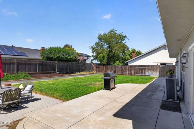 8441 Hollister Street, Ventura, CA 93004
