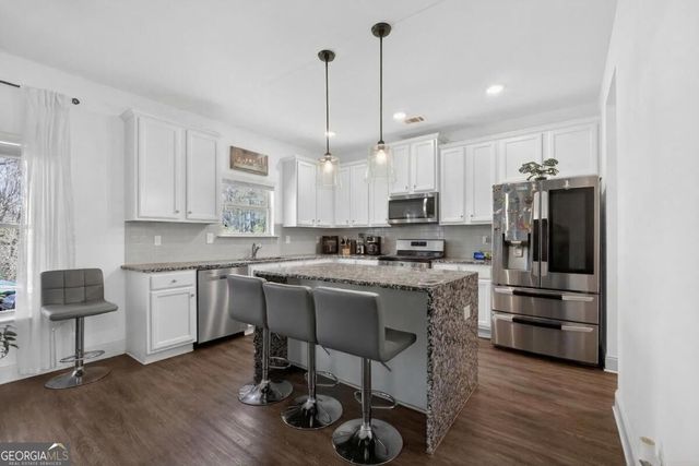 15 Dublin Way NW, Adairsville, GA 30103