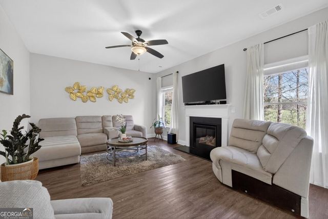 15 Dublin Way NW, Adairsville, GA 30103