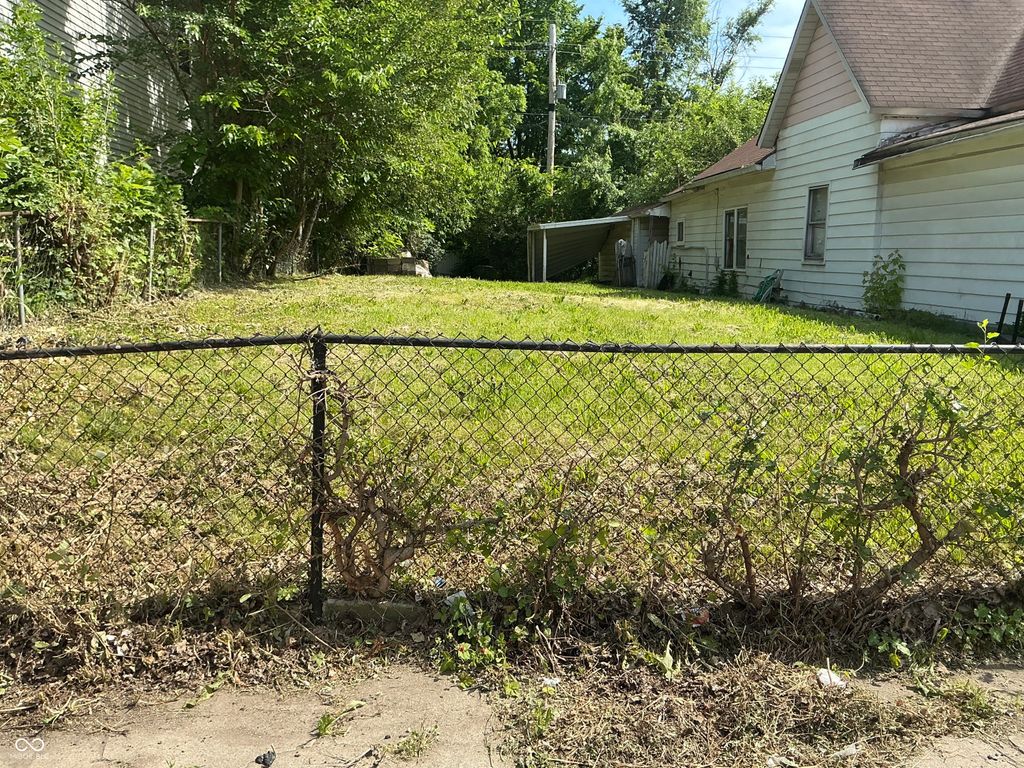 1047 Eugene Street, Indianapolis, IN 46208