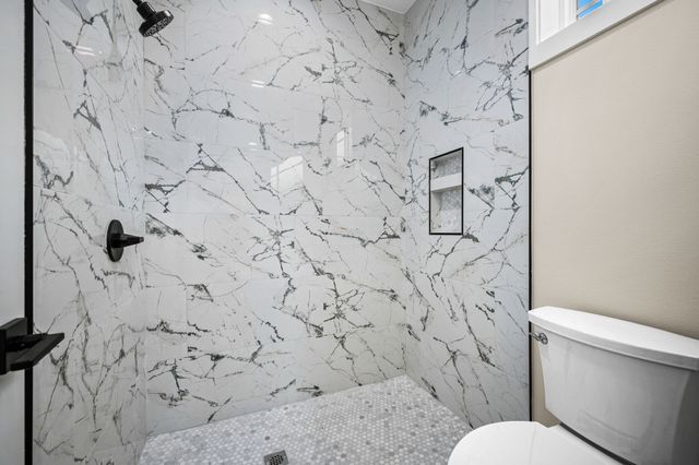 6065 Wildlife Way, Athens, TX 75752