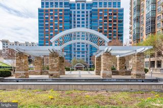 8220 CRESTWOOD HEIGHTS DR #1710, Mclean, VA 22102