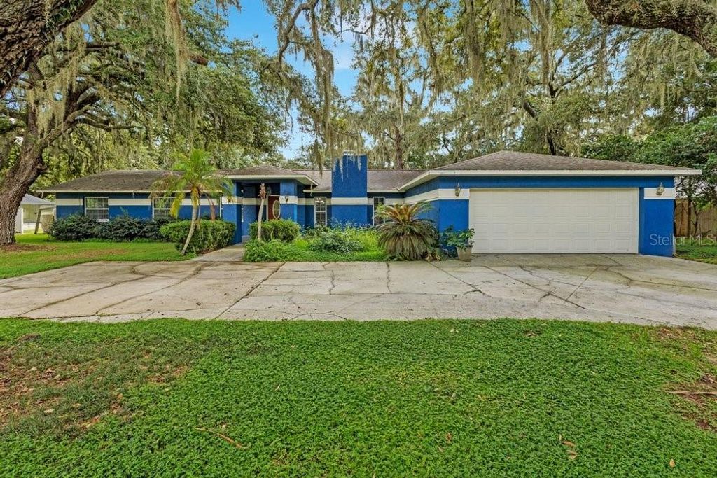 1121 OLD POLK CITY ROAD, Lakeland, FL 33809