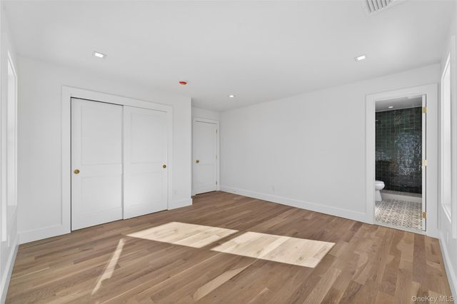 286 Dorchester Road, Garden City South, NY 11530