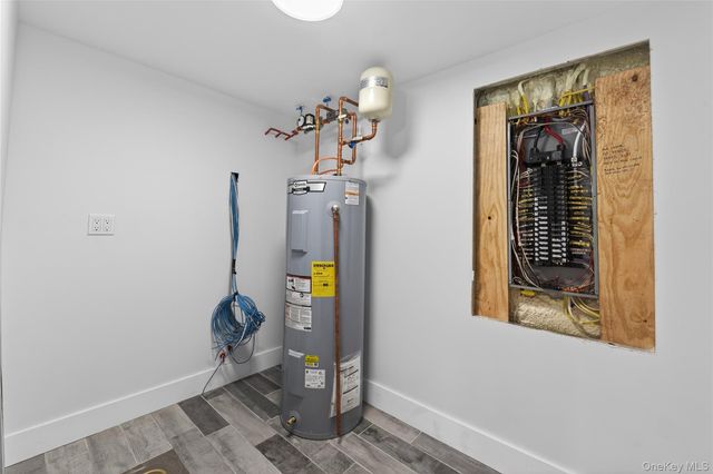 286 Dorchester Road, Garden City South, NY 11530