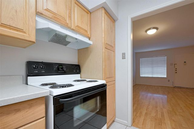 2350 Bering Drive 94, Houston, TX 77057