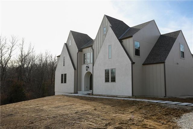 26103 Blue Mills Road, Independence, MO 64058