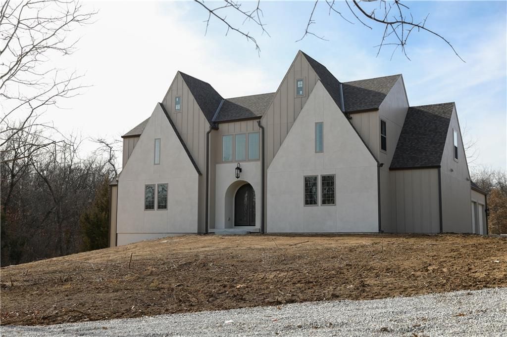 26103 Blue Mills Road, Independence, MO 64058