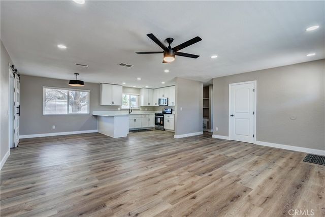 16469 Chippewa, Apple Valley, CA 92307