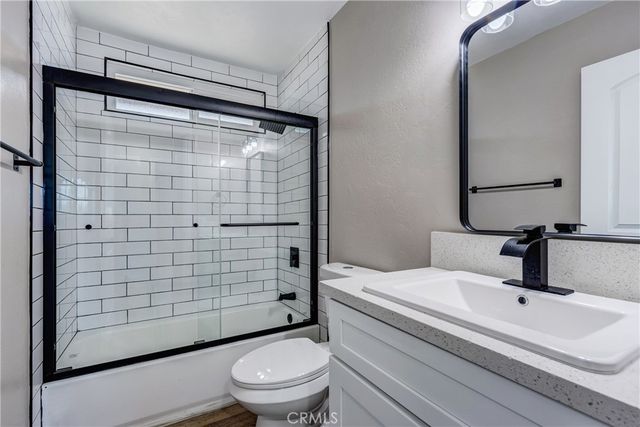 16469 Chippewa, Apple Valley, CA 92307