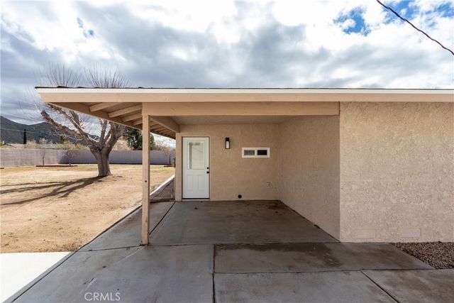16469 Chippewa, Apple Valley, CA 92307