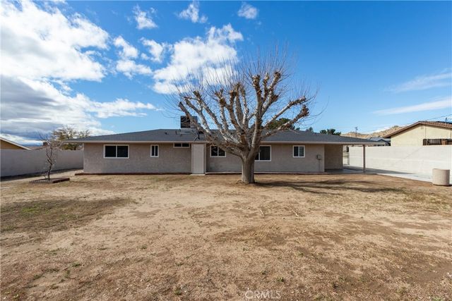 16469 Chippewa, Apple Valley, CA 92307