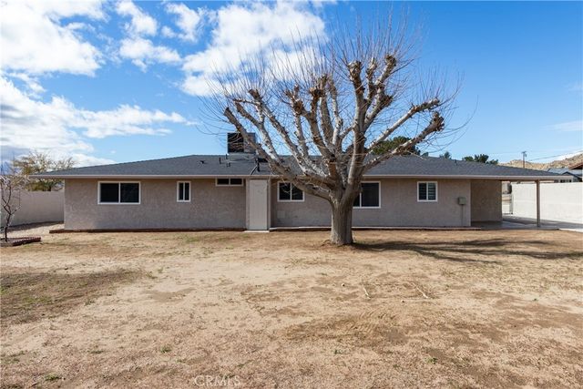 16469 Chippewa, Apple Valley, CA 92307