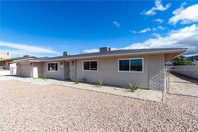 16469 Chippewa, Apple Valley, CA 92307