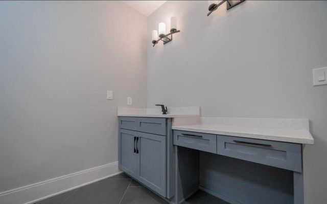 83 Eskir Lane, Crown Point, IN 46307