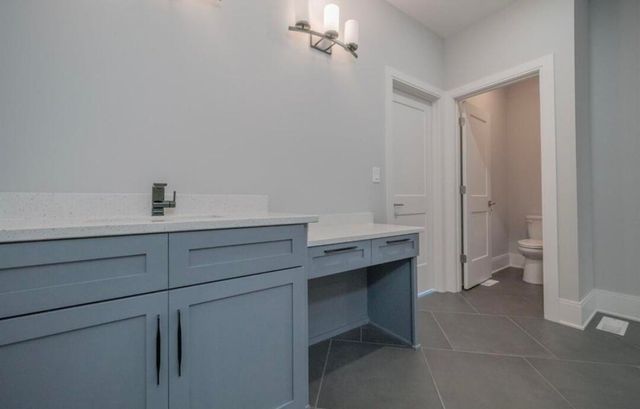 83 Eskir Lane, Crown Point, IN 46307