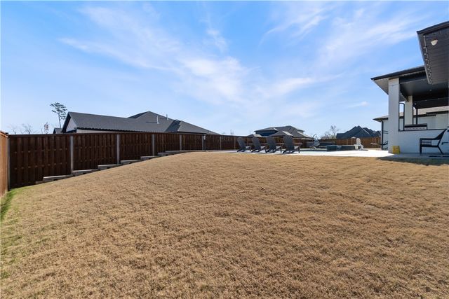 8416 W Pepper Grass, Bentonville, AR 72713