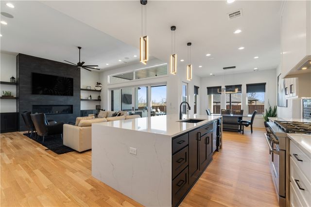 8416 W Pepper Grass, Bentonville, AR 72713