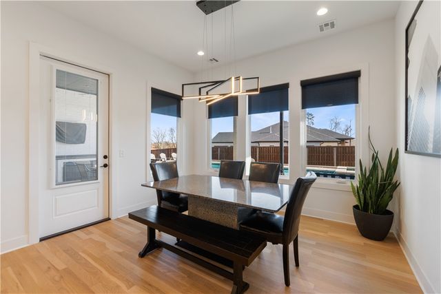 8416 W Pepper Grass, Bentonville, AR 72713