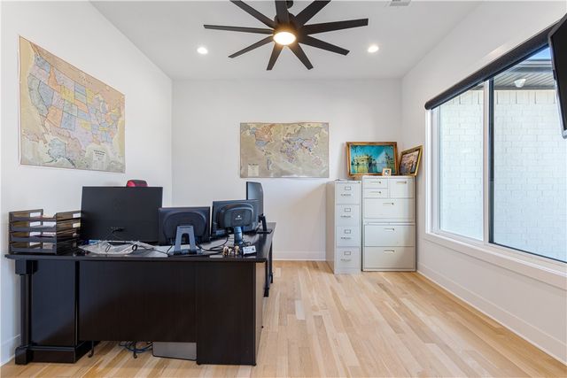 8416 W Pepper Grass, Bentonville, AR 72713