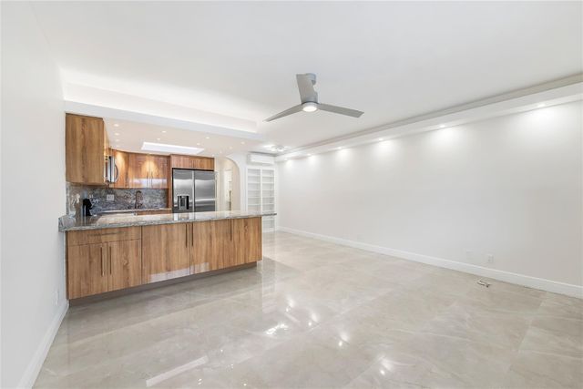 2170 NE 51st Court 27A, Fort Lauderdale, FL 33308