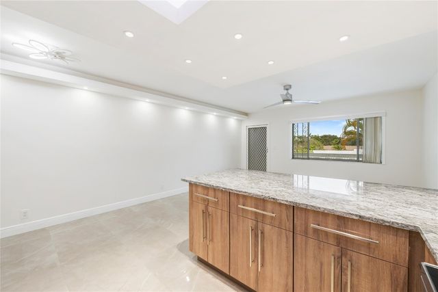 2170 NE 51st Court 27A, Fort Lauderdale, FL 33308