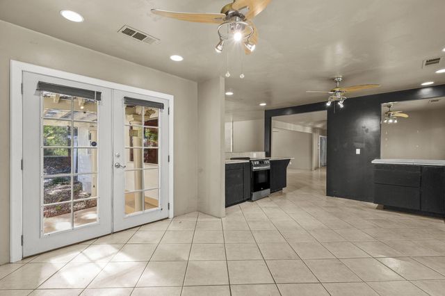 19782 N Old Oregon Trail, Redding, CA 96003