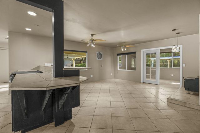 19782 N Old Oregon Trail, Redding, CA 96003