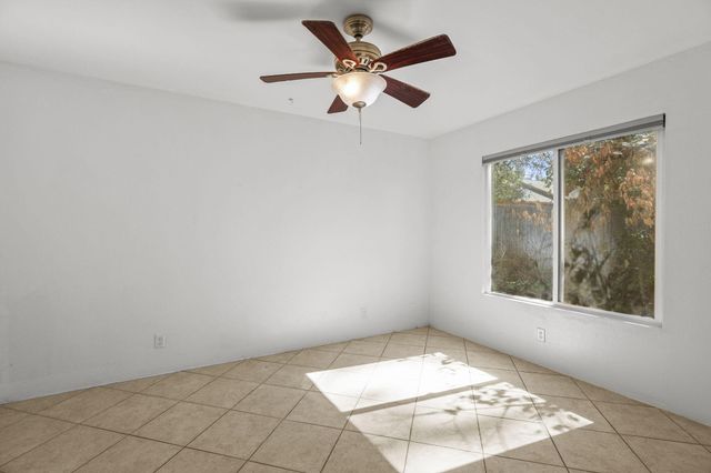 19782 N Old Oregon Trail, Redding, CA 96003