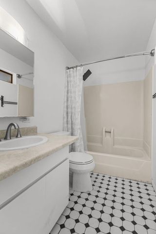 19782 N Old Oregon Trail, Redding, CA 96003