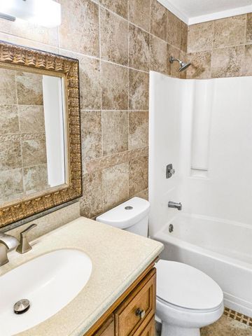 3957 NW Cinnamon Tree Circle, Jensen Beach, FL 34957