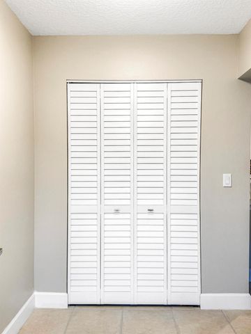 3957 NW Cinnamon Tree Circle, Jensen Beach, FL 34957