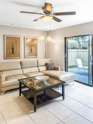 3957 NW Cinnamon Tree Circle, Jensen Beach, FL 34957