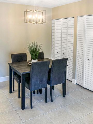 3957 NW Cinnamon Tree Circle, Jensen Beach, FL 34957