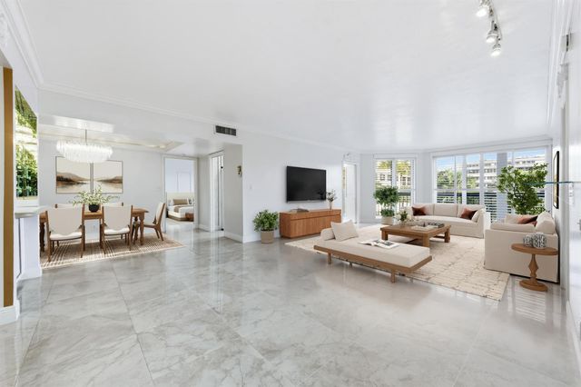 2778 S Ocean Boulevard 206s, Palm Beach, FL 33480