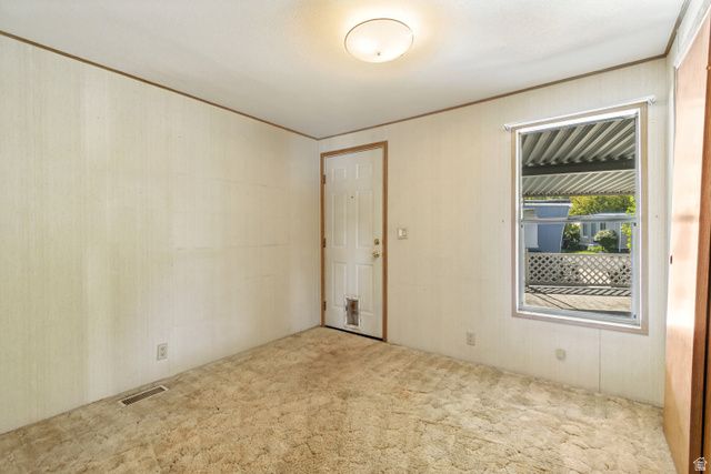1102 W YARROW LN, Taylorsville, UT 84123