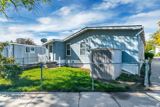 1102 W YARROW LN, Taylorsville, UT 84123