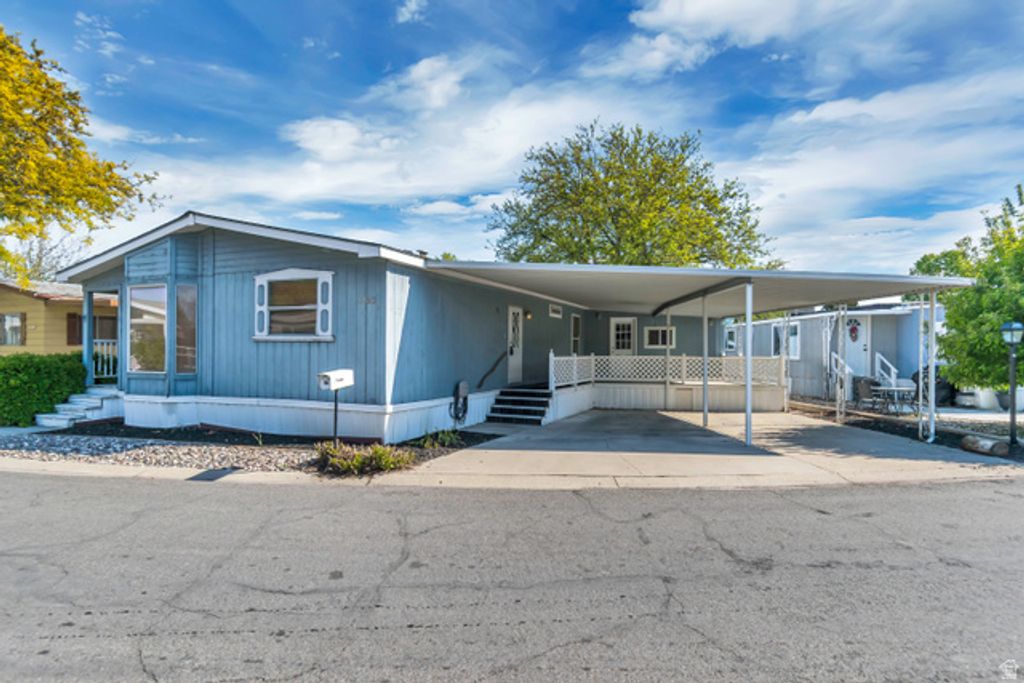 1102 W YARROW LN, Taylorsville, UT 84123