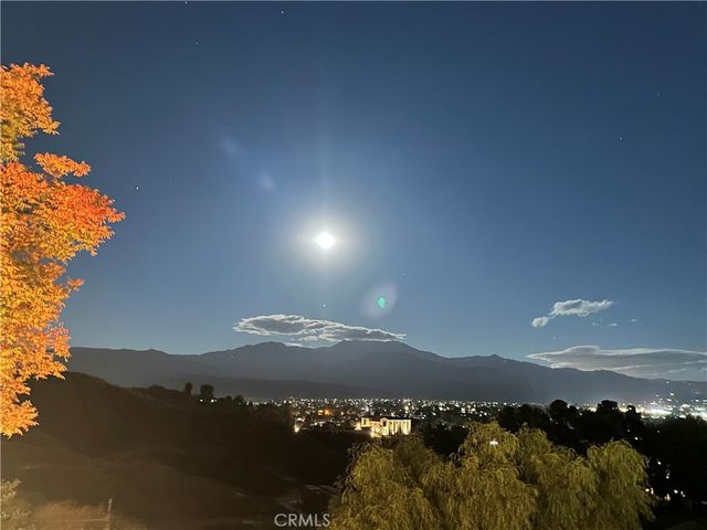 300 Anderson, Hemet, CA 92544