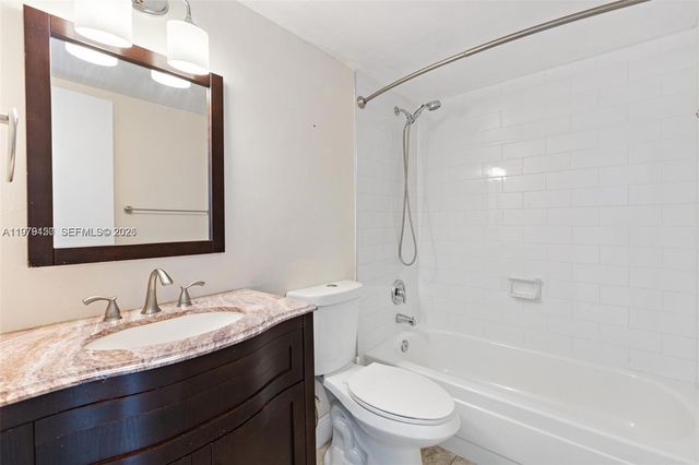 13155 Ixora Ct 406, North Miami, FL 33181