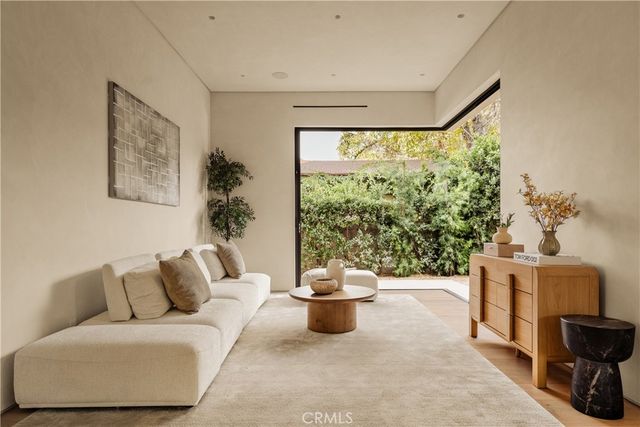 4724 Halbrent, Sherman Oaks, CA 91403