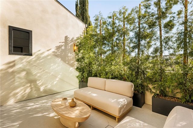 4724 Halbrent, Sherman Oaks, CA 91403