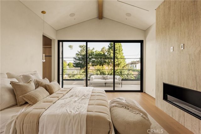 4724 Halbrent, Sherman Oaks, CA 91403