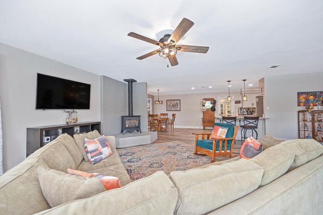 8845 Anona Way, Orangevale, CA 95662