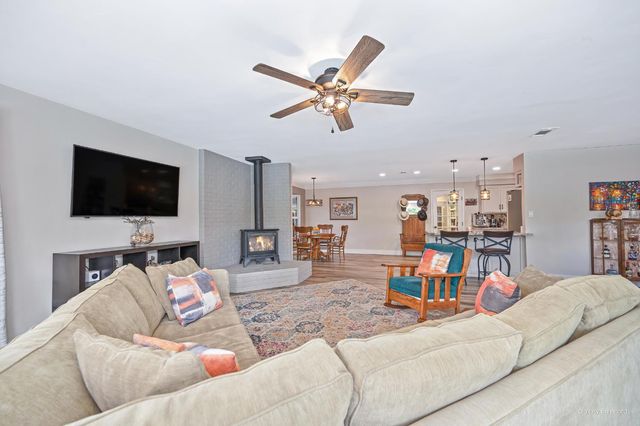 8845 Anona Way, Orangevale, CA 95662