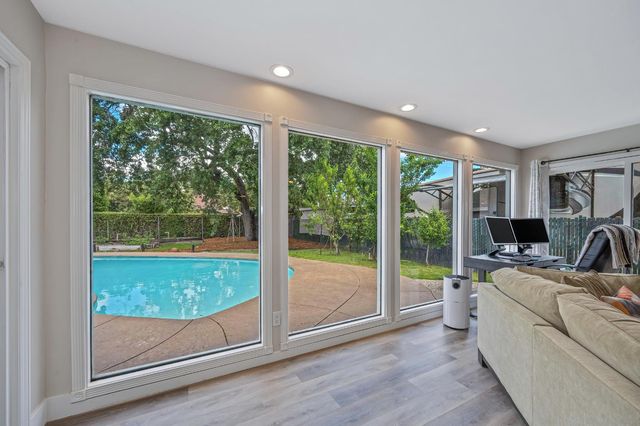 8845 Anona Way, Orangevale, CA 95662