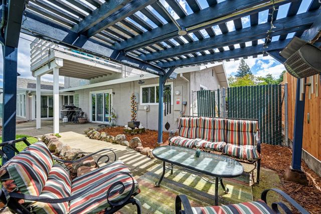 8845 Anona Way, Orangevale, CA 95662