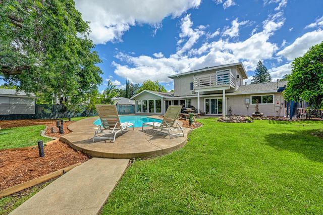 8845 Anona Way, Orangevale, CA 95662