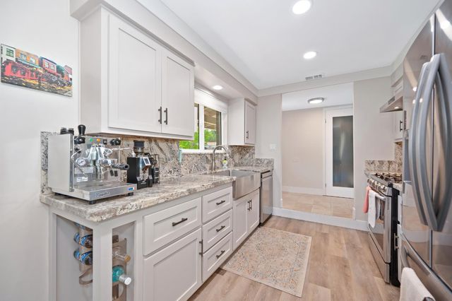 8845 Anona Way, Orangevale, CA 95662